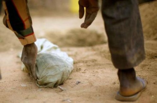 Somali'de 12 aylık çocuk açlıktan öldü 1