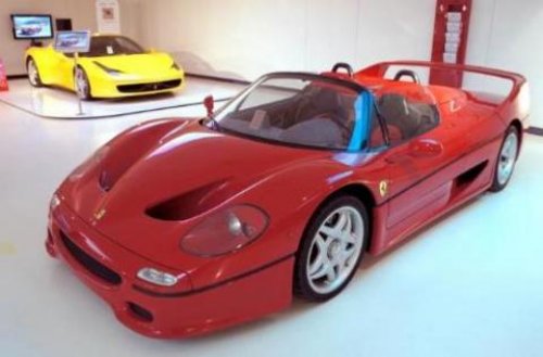 Ferrari müzesine yoğun ilgi