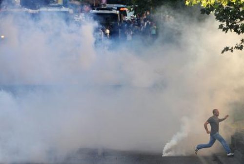 Taksim ve Yüksekova'da Hatip Dicle gerginliği 4