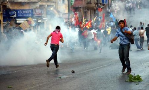 Taksim ve Yüksekova'da Hatip Dicle gerginliği 7