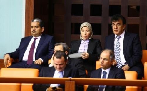 Başörtülü kadın Meclis locasından çıkarıldı 3