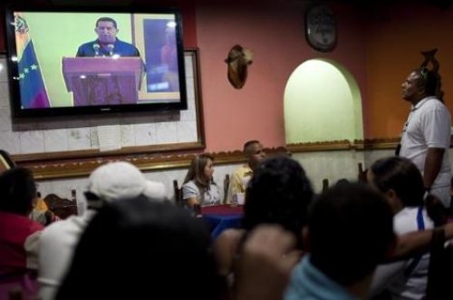Venezüellalılar Chavez'e ağladı 2