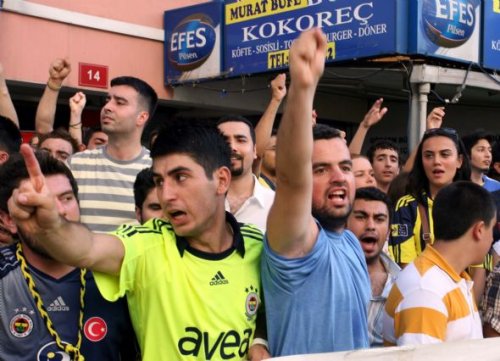 Fenerbahçe taraftarından Aziz Başkan'a tam destek 8