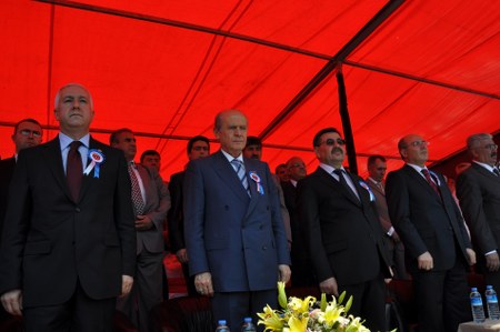 Bahçeli Gölbaşı'nda temel atttı 2