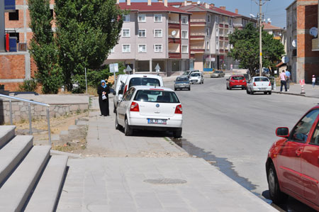 Yayaların hakları işgal ediliyor 2