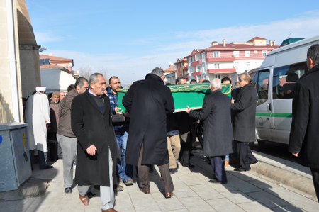 Kasım Coşkun'un kayınbabası toğrağa verildi 4