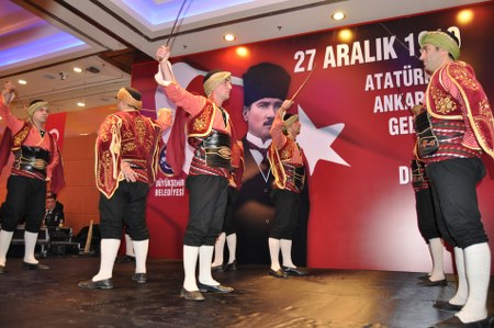 Ankara Büyükşehir Belediyesi Atatürk'ün Ankara'ya gelişinin  9 5