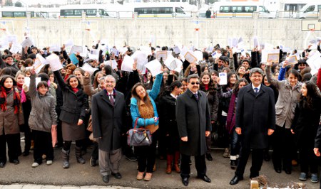 Öğrencilerin karne sevinci 16