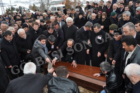 Hasan Eryılmaz'ın cenazesi toprağa verildi 6