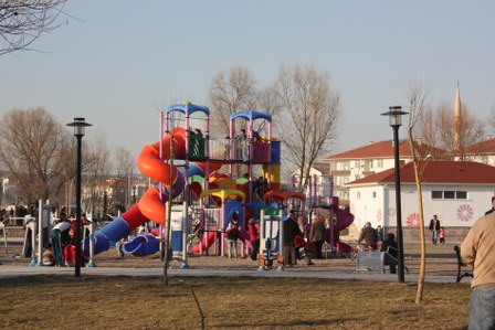Piknik alanları doldu taştı 7