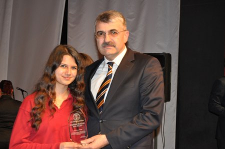 Başarının yıldızları ödüllendirildi 17