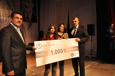 Başarının yıldızları ödüllendirildi 18