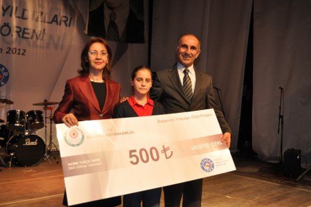 Başarının yıldızları ödüllendirildi 22