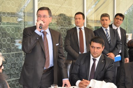 Gökçek var... Hizmet Var... 44