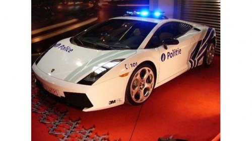 Dünya'dan polis araçları 28