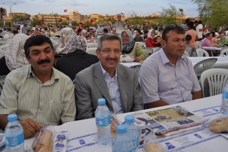 Gökçek'ten gövde gösterisi 30