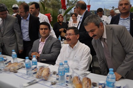 Gökçek'ten gövde gösterisi 39
