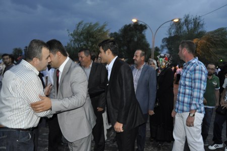 Sırılsıklam iftar 23
