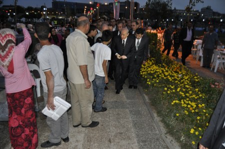 Sırılsıklam iftar 33