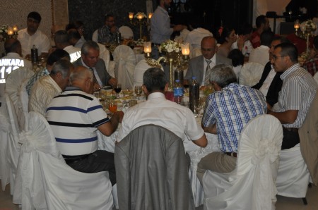 Ak Parti'den muhteşem iftar 32