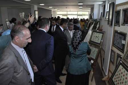 Halk Eğitim Müdürlüğü Ebru ve Resim Sergisi 15