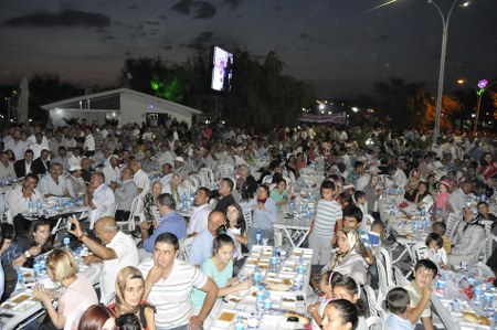 Gökçek, Gölbaşı'nda halk iftarında 39