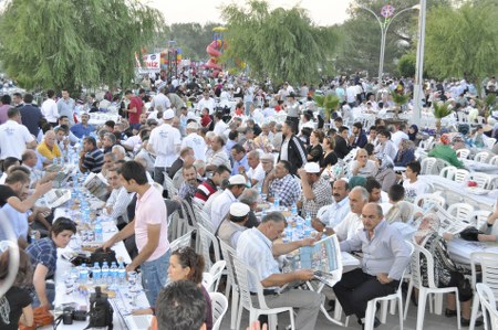 Gökçek, Gölbaşı'nda halk iftarında 7