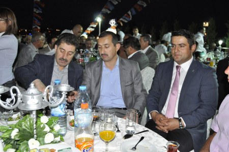 Ak Parti'den partililere iftar 29