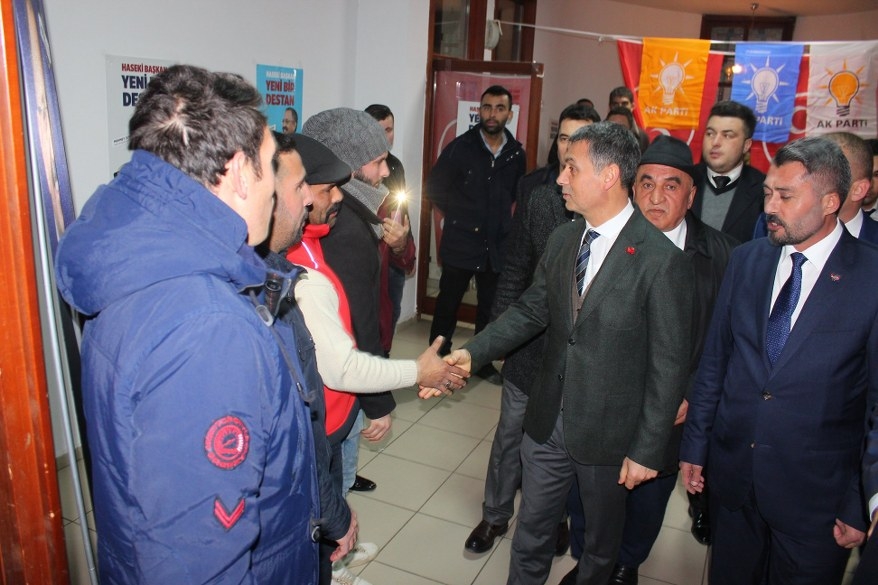 MHP'li Selahattin Korkmaz'dan miting gibi program 13