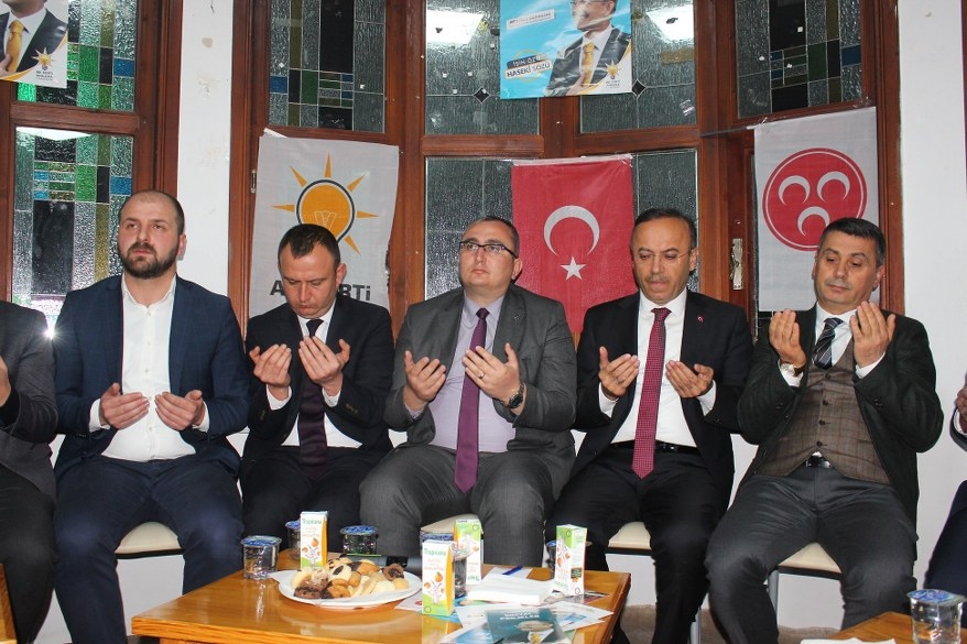 MHP'li Selahattin Korkmaz'dan miting gibi program 20