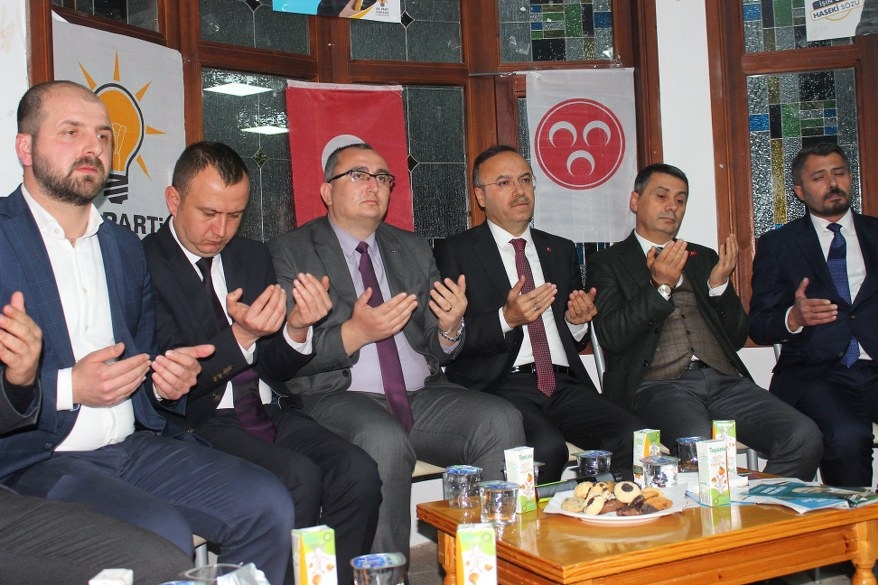 MHP'li Selahattin Korkmaz'dan miting gibi program 22