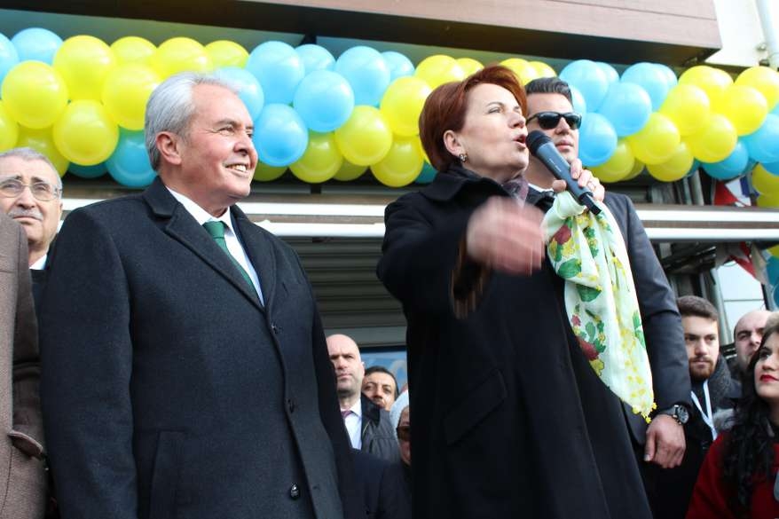 Hacı Karagöz'den miting gibi SKM açılışı 123