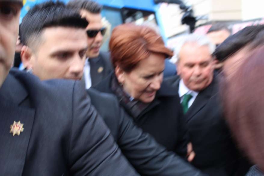 Hacı Karagöz'den miting gibi SKM açılışı 43