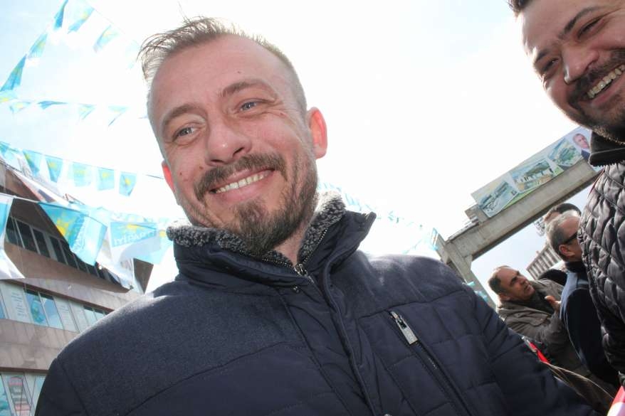Hacı Karagöz'den miting gibi SKM açılışı 47
