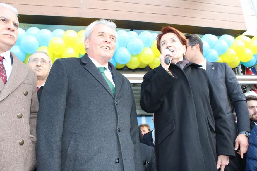 Hacı Karagöz'den miting gibi SKM açılışı 63