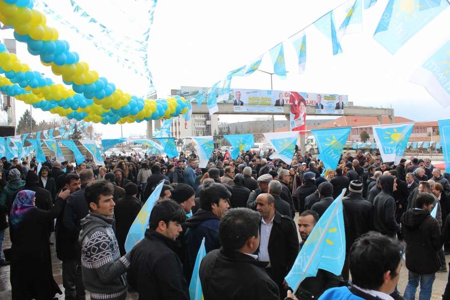 Hacı Karagöz'den miting gibi SKM açılışı 7