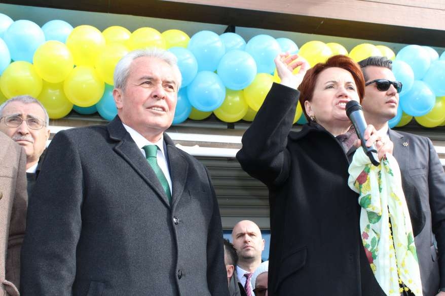 Hacı Karagöz'den miting gibi SKM açılışı 89