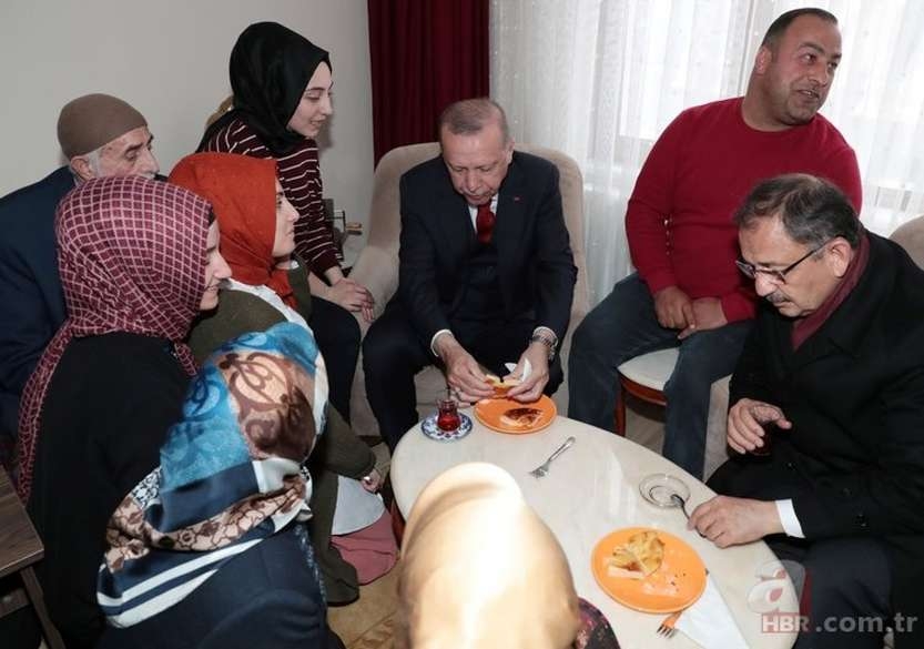 Cumhurbaşkanı Erdoğan'dan Gölbaşı'nda çat kapı ev ziyareti 7