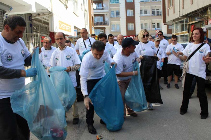 Engelli öğrencilerden örnek temizlik kampanyası 36