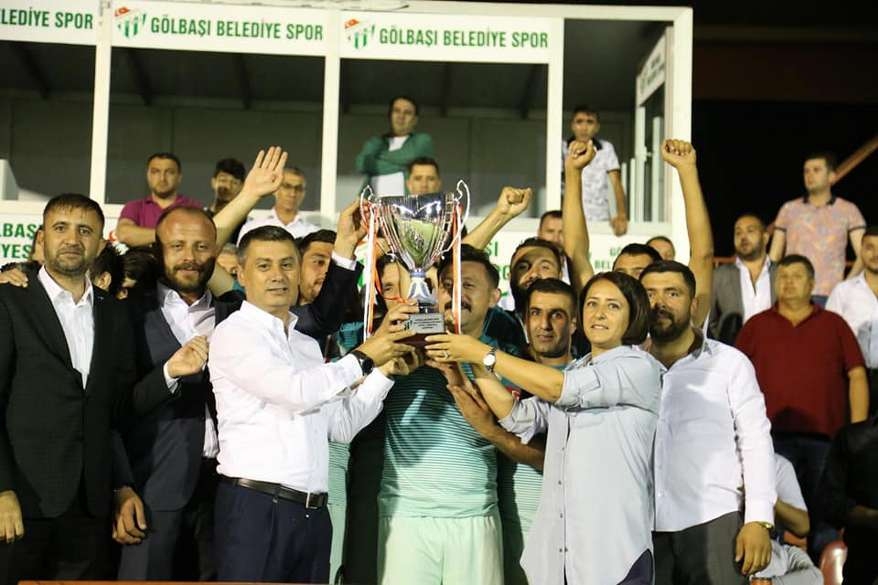 Turnuvanın şampiyonu Velihimmetlispor 19