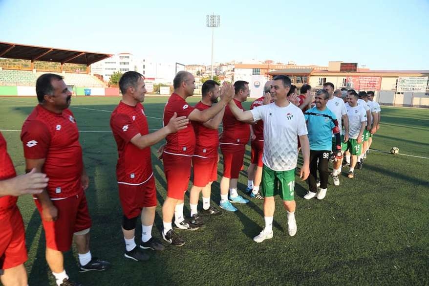 Turnuvanın şampiyonu Velihimmetlispor 34