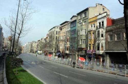 Taksim'de kalabalık kadraja sığmadı 10