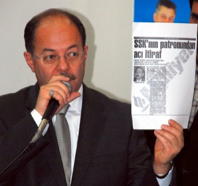 Sağlık Bakanı Kılıçdaroğlu'nu belgeyle vurdu 3