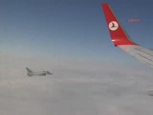 Cumhurbaşkanı Gül'e savaş uçaklı eskort 3