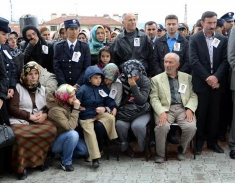 Şehit polis Recep Şahin son yolculuğuna uğurlandı 9