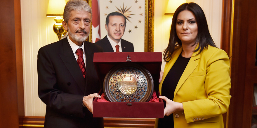 Bakan Sarıeroğlu'ndan Başkan Tuna'ya ziyaret