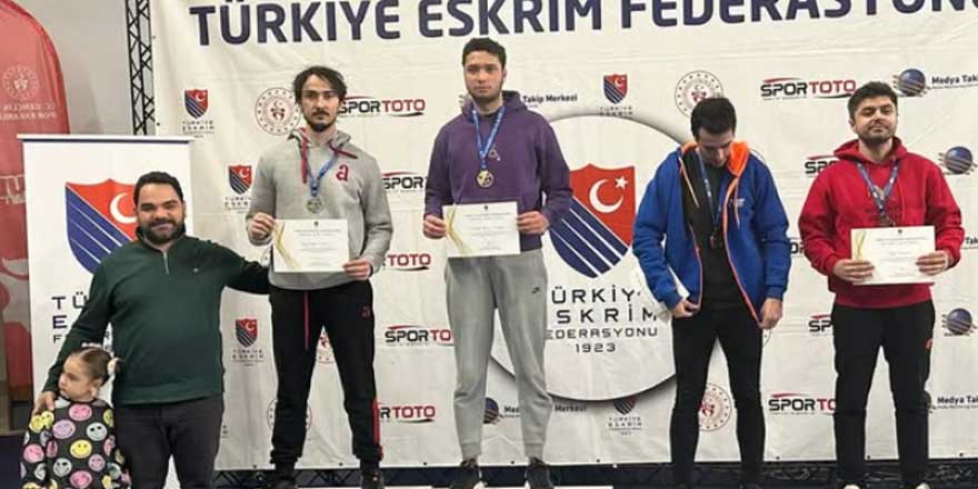 Türkiye Eskrim Şampiyonası'nın kazananları belli oldu! 347 sporcu madalya için mücadele etti