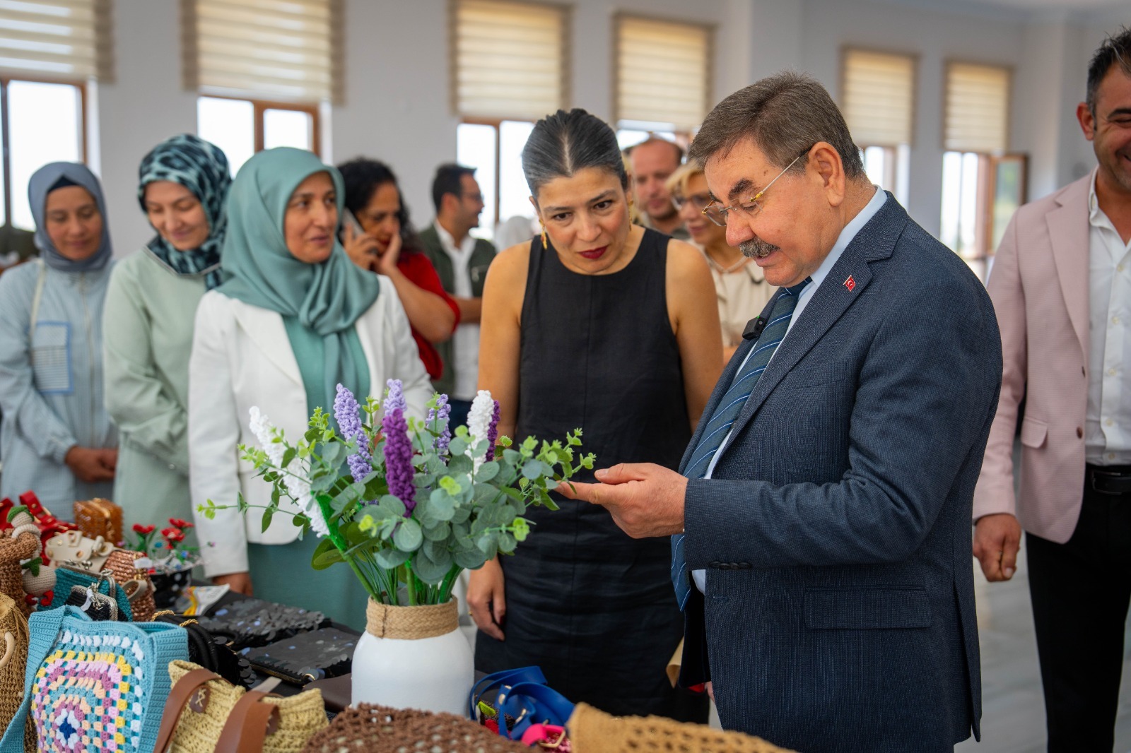 Gölbaşı Belediyesi Kursiyerlerinin El Emeği Ürünleri Sergilendi