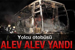 Düzce'de otobüs alev alev yandı