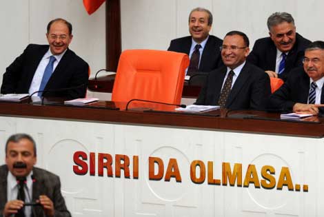 Sırrı Süreyya Önder de olmasa..
